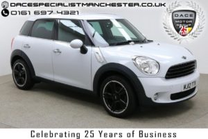 Used 2012 WHITE MINI COUNTRYMAN Hatchback 1.6 COOPER 5d 122 BHP (reg. 2012-05-23) for sale in Manchester