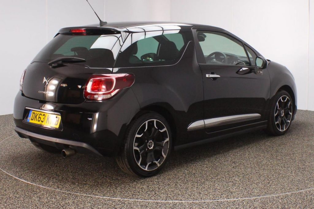Used_2013_BLACK_CITROEN_DS3_1