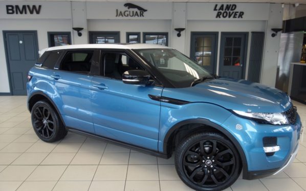 Used 2013 BLUE LAND ROVER RANGE ROVER EVOQUE Estate 2.2 SD4 DYNAMIC 5d AUTO 190 BHP (reg. 2013-01-22) for sale in Hazel Grove