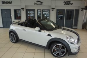Used 2014 SILVER MINI ROADSTER Convertible 1.6 COOPER 2d 120 BHP (reg. 2014-11-21) for sale in Hazel Grove