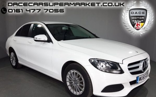 Used 2015 WHITE MERCEDES-BENZ C CLASS Saloon 1.6 C200 BLUETEC SE EXECUTIVE 4DR SAT NAV HEATED LEATHER 1 OWNER 136 BHP (reg. 2015-09-03) for sale in Stockport