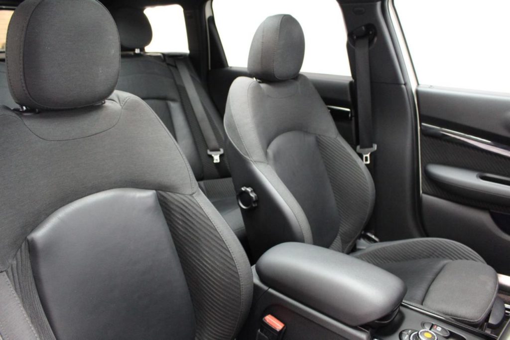 Used_2015_WHITE_MINI_CLUBMAN_2