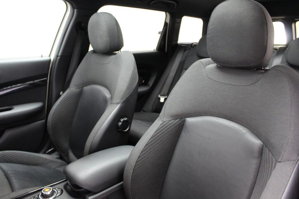 Used_2015_WHITE_MINI_CLUBMAN_2