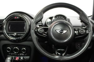 Used_2015_WHITE_MINI_CLUBMAN_2