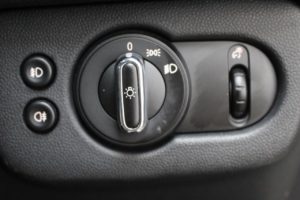 Used_2015_WHITE_MINI_CLUBMAN_2