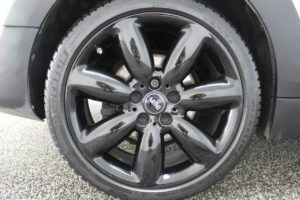Used_2015_WHITE_MINI_CLUBMAN_2