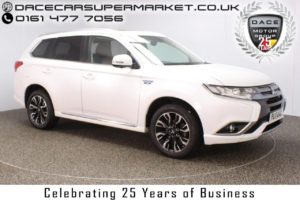 Used 2017 WHITE MITSUBISHI OUTLANDER Estate 2.0 PHEV 4H 5DR AUTO SAT NAV 360 CAMERA LEATHER SEATS 200 BHP (reg. 2017-06-28) for sale in Stockport