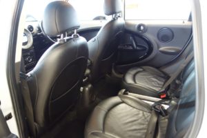 Used_2012_WHITE_MINI_COUNTRYMAN_1