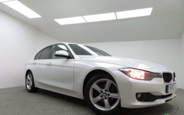Used 2013 WHITE BMW 3 SERIES Saloon 2.0 318D SE 4d 141 BHP (reg. 2013-06-13) for sale in Manchester