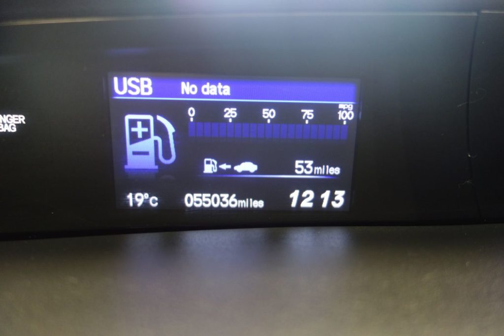 Used_2013_WHITE_HONDA_CIVIC_1