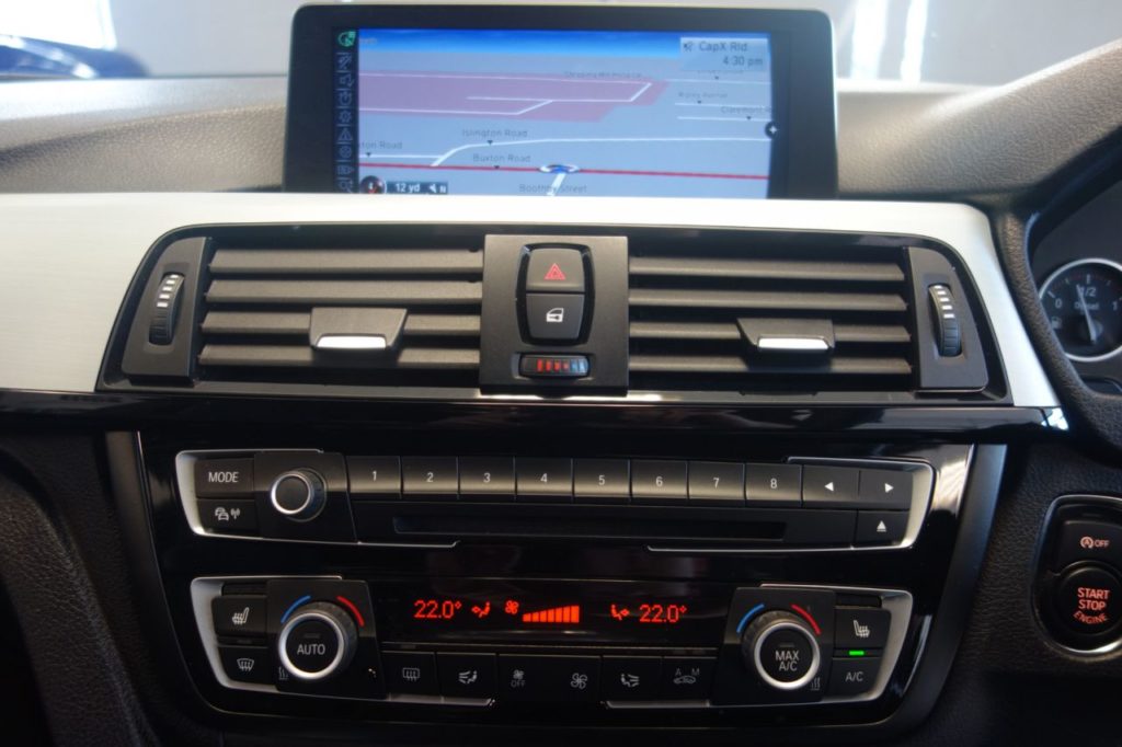 Used_2014_WHITE_BMW_4-SERIES_2