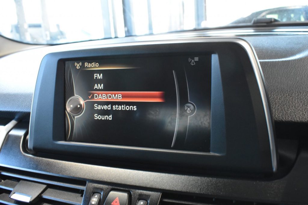 Used_2015_BLACK_BMW_2-SERIES-ACTIVE-TOURER_2