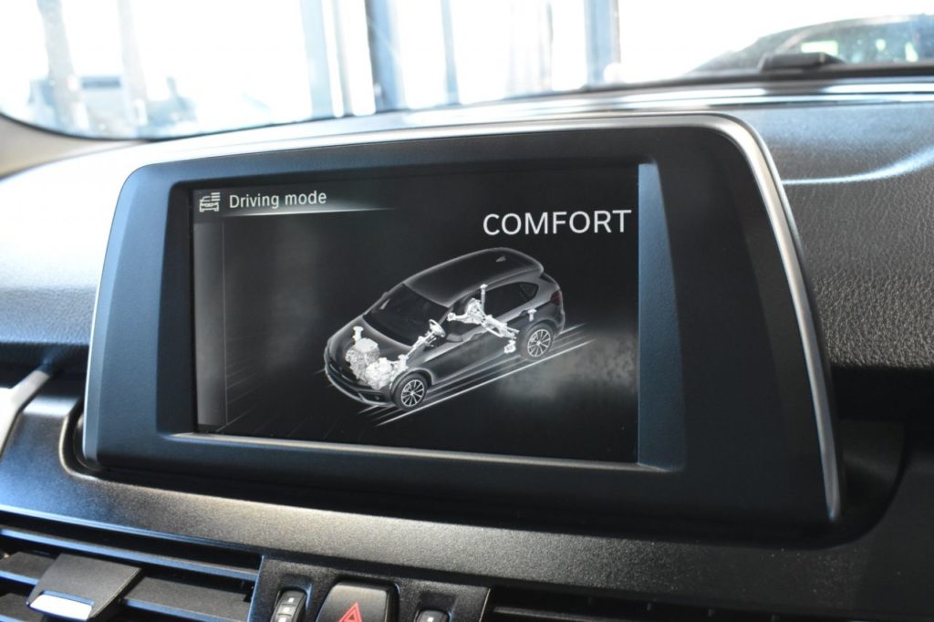 Used_2015_BLACK_BMW_2-SERIES-ACTIVE-TOURER_2