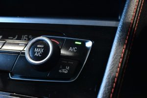 Used_2015_BLACK_BMW_2-SERIES-ACTIVE-TOURER_2