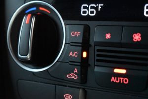 Used_2015_GREY_AUDI_Q3_2