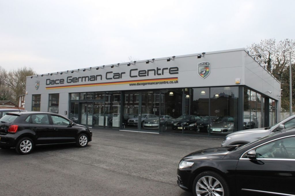 Used_2015_GREY_BMW_5-SERIES_3