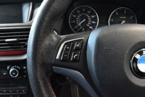 Used_2015_WHITE_BMW_X1_2