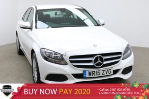 Used 2015 WHITE MERCEDES-BENZ C CLASS Saloon 2.1 C300 BLUETEC HYBRID SE EXECUTIVE 4d AUTO 204 BHP (reg. 2015-05-21) for sale in Manchester