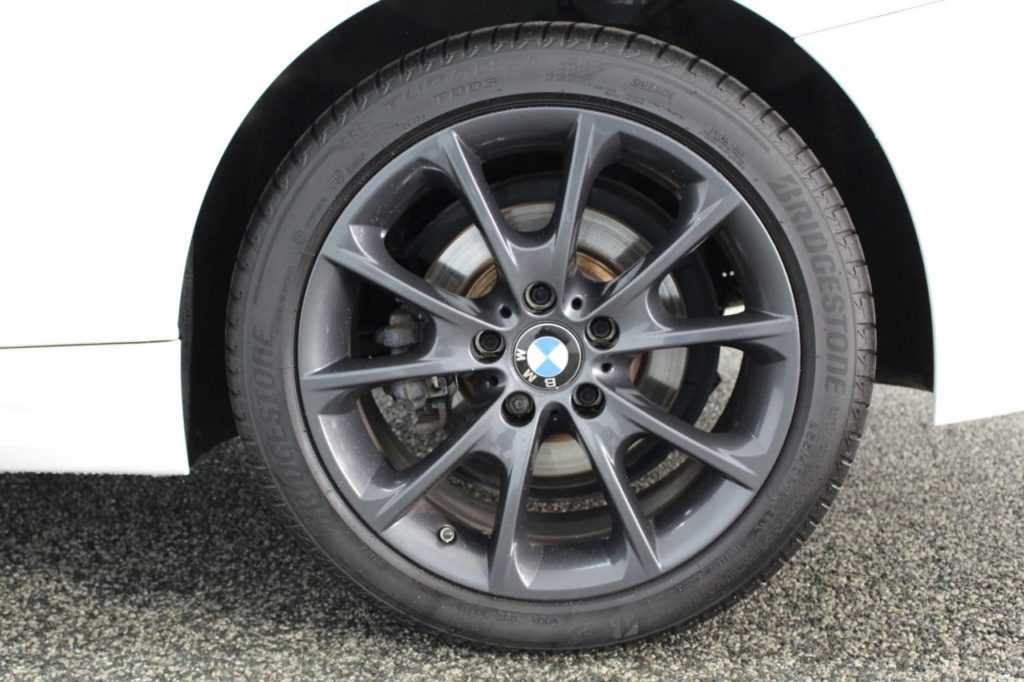 Used_2016_WHITE_BMW_4-SERIES_2