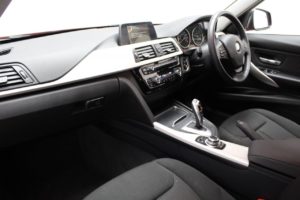 Used_2017_RED_BMW_3-SERIES_2