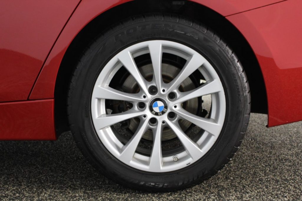 Used_2017_RED_BMW_3-SERIES_2