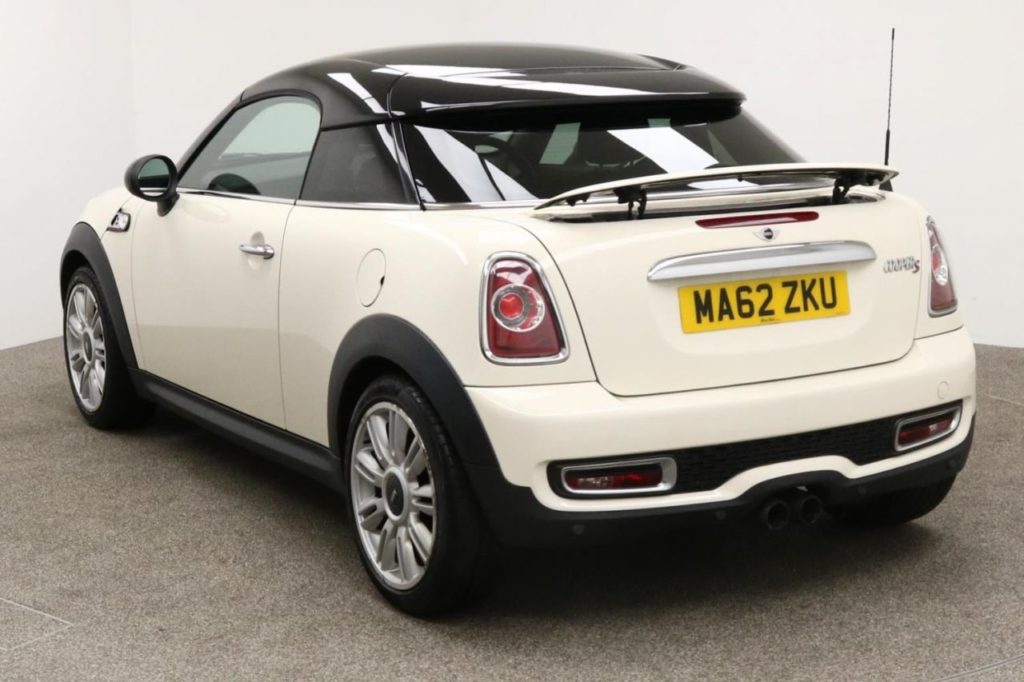 Used 2012 WHITE MINI COUPE Coupe 1.6 COOPER S 2d 181 BHP for sale in ...