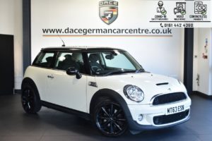 Used 2013 WHITE MINI HATCH COOPER Hatchback 1.6 COOPER S 3DR 184 BHP (reg. 2013-11-21) for sale in Bolton