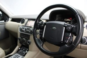 Used_2014_GREY_LAND-ROVER_DISCOVERY_3