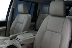 Used_2014_GREY_LAND-ROVER_DISCOVERY_3