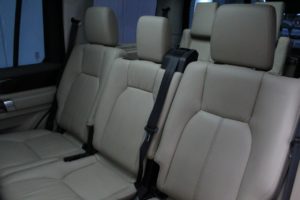 Used_2014_GREY_LAND-ROVER_DISCOVERY_3