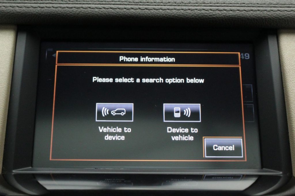 Used_2014_GREY_LAND-ROVER_DISCOVERY_3