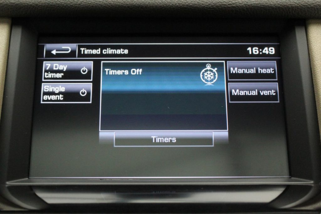 Used_2014_GREY_LAND-ROVER_DISCOVERY_3