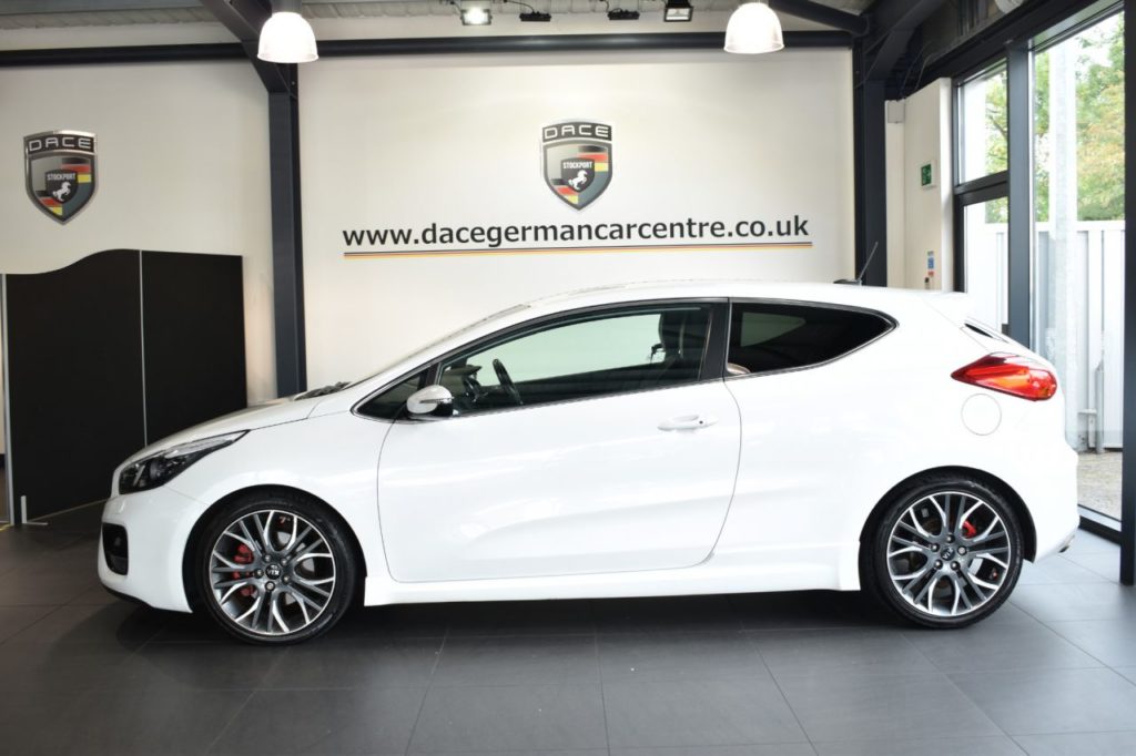 Used_2014_WHITE_KIA_PRO-CEED_1