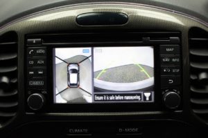Used_2015_WHITE_NISSAN_JUKE_1