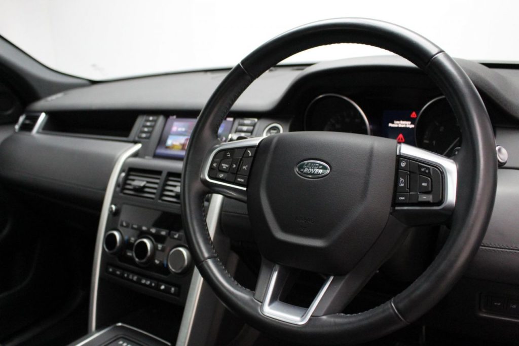 Used_2016_BLUE_LAND-ROVER_DISCOVERY-SPORT_2