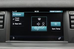 Used_2016_BLUE_LAND-ROVER_DISCOVERY-SPORT_2