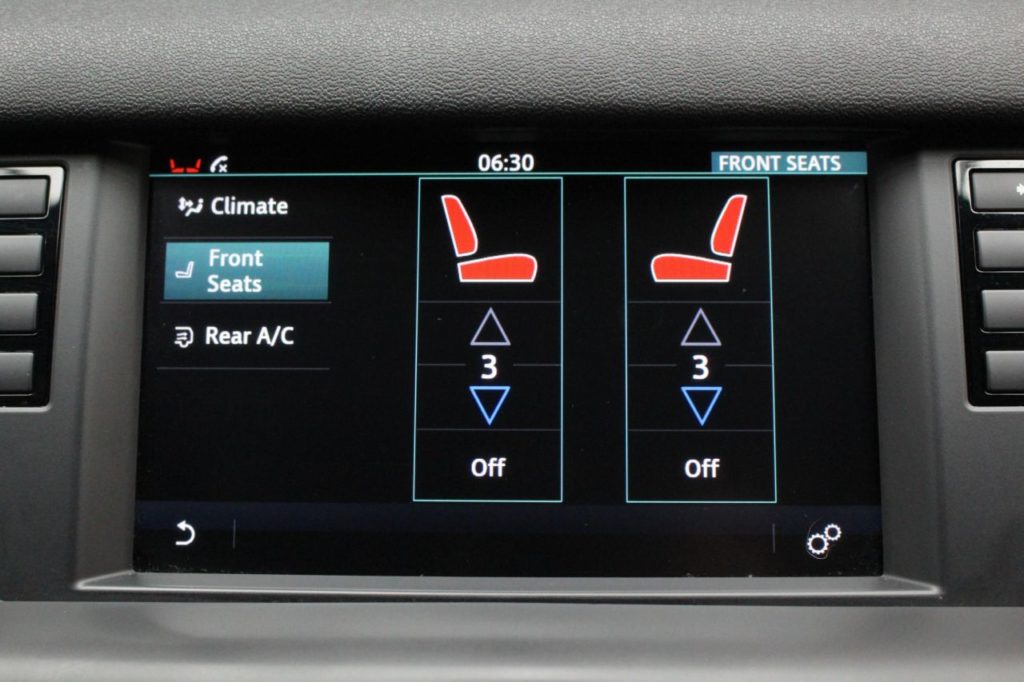 Used_2016_BLUE_LAND-ROVER_DISCOVERY-SPORT_2