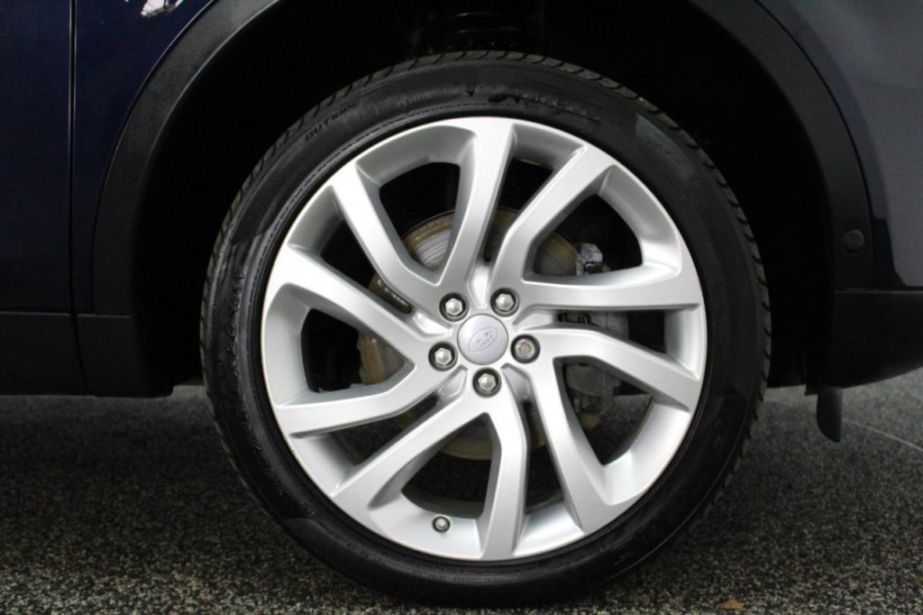 Used_2016_BLUE_LAND-ROVER_DISCOVERY-SPORT_2