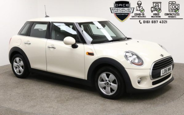 Used 2016 WHITE MINI HATCH COOPER Hatchback 1.5 COOPER D 5d 114 BHP (reg. 2016-08-02) for sale in Manchester