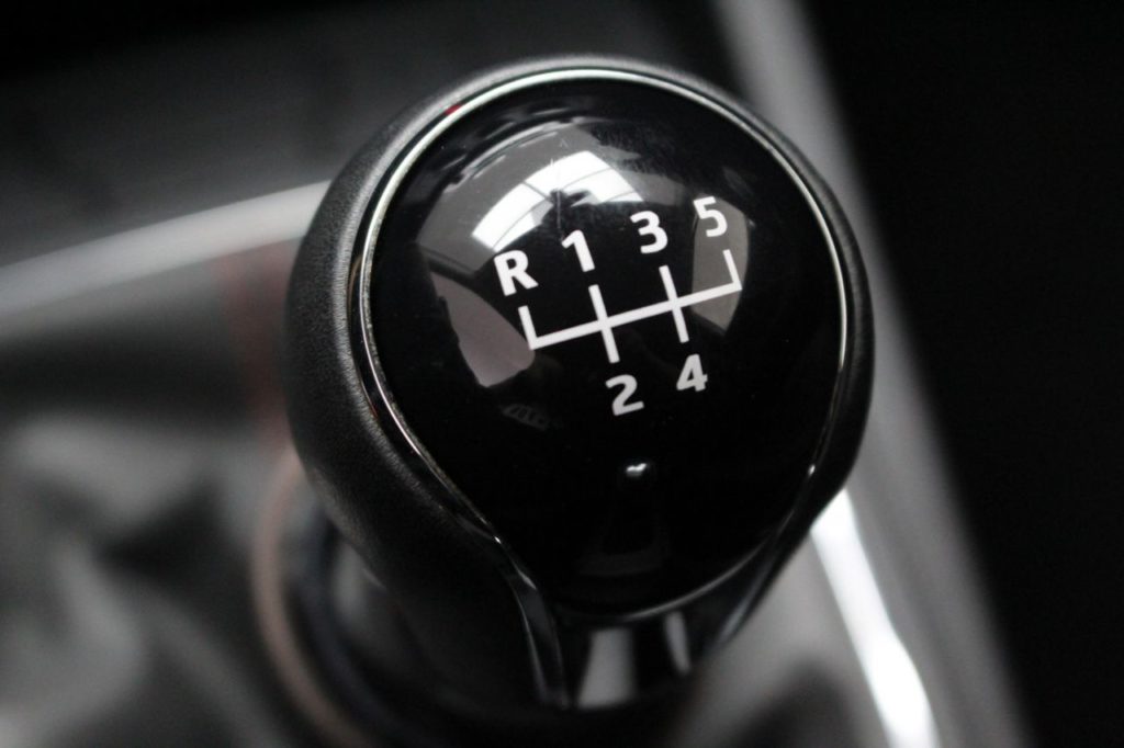 Used_2016_WHITE_SEAT_IBIZA_1
