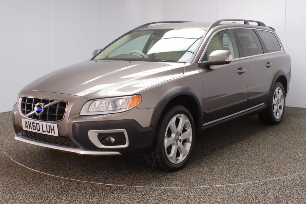 Used_2010_GREY_VOLVO_XC70_2