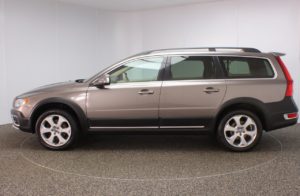 Used_2010_GREY_VOLVO_XC70_2
