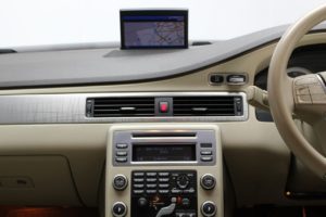 Used_2010_GREY_VOLVO_XC70_2