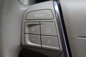 Used_2010_GREY_VOLVO_XC70_2
