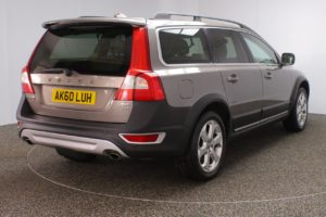 Used_2010_GREY_VOLVO_XC70_2