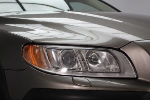 Used_2010_GREY_VOLVO_XC70_2