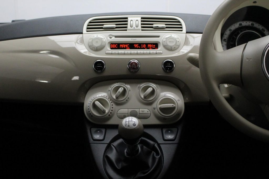 Fiat 500 colour therapy store gear knob
