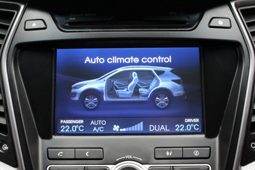 Used_2013_BLUE_HYUNDAI_SANTA-FE_2