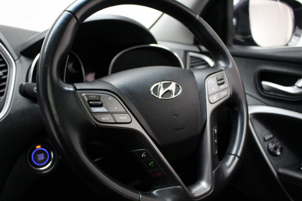Used_2013_BLUE_HYUNDAI_SANTA-FE_2