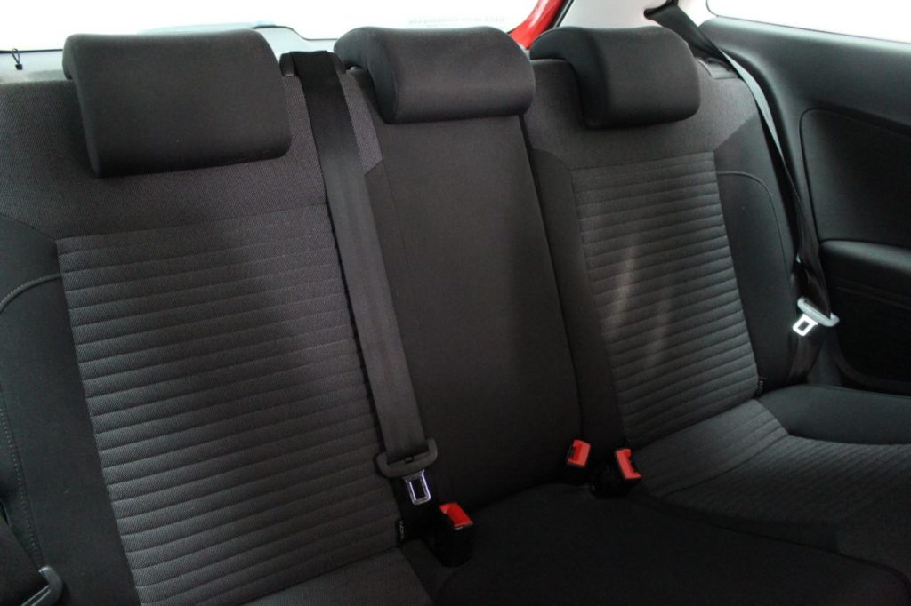 Used_2013_RED_VOLKSWAGEN_POLO_1